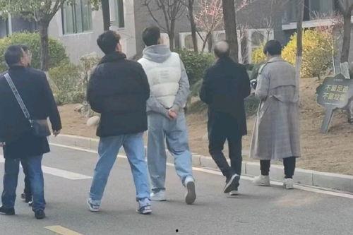 网红最新吃瓜事件,揭秘近期热门事件背后的真相  第1张